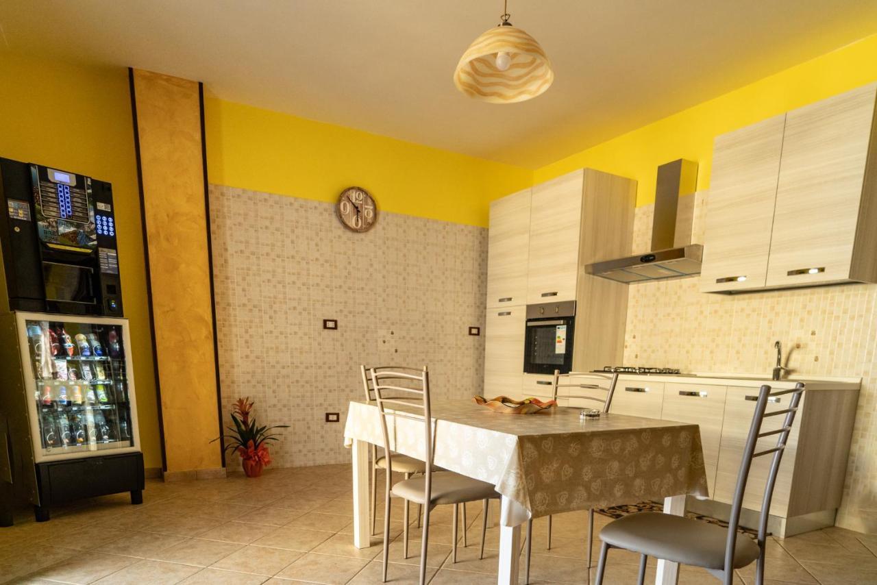B&B Salerno Сарно Екстериор снимка